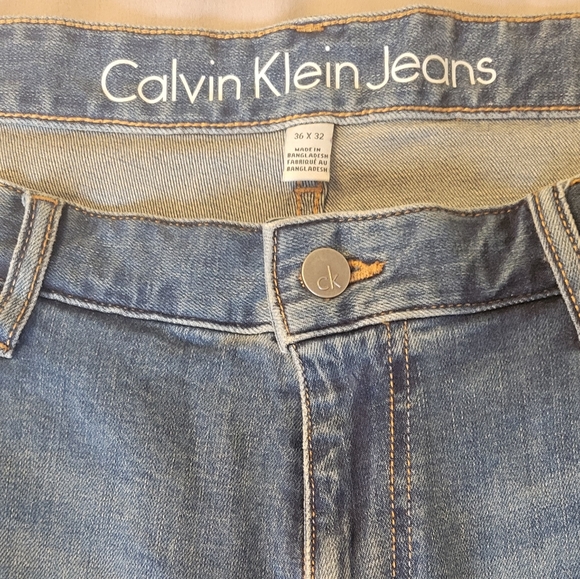 Calvin Klein Jeans 36x32 - Picture 3 of 4